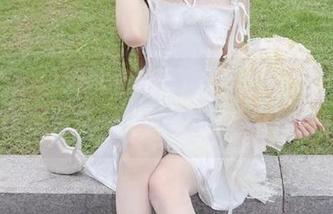 手机上放着718sxapp，评论区却像洗衣机一样转得飞起，让我晕了。