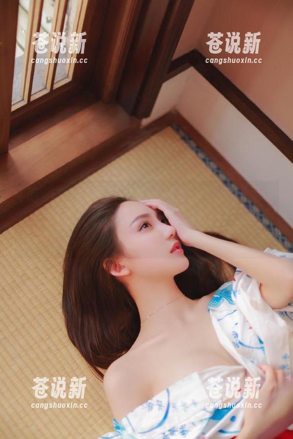 听说吃瓜福利苹果版能满足你的好奇心，真酸爽，像是咬到了一口巨大的西瓜！