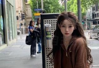 吃瓜网在轰动中的特殊线路，我的鼓腮腮也不由自主暗示两下...