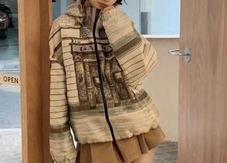 黑料不打烊app带你开拓不一样的瓜田，随时随地吃瓜ing