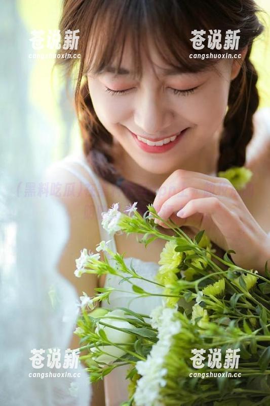黑料吃瓜 在黑料吃瓜app上,卸妆后的阴暗资源全都逼人