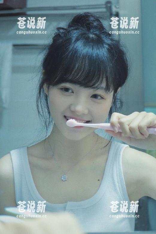 黑料社 “黑料社”官网,第一次看到有网站敢这么直接叫我下载,服气了!