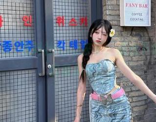 黑料社app来了，点击下载后请自备瓜子！