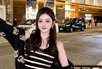 网络像榴莲一样奇妙，黑料网的在线资源等着我去剥开，一层一层...